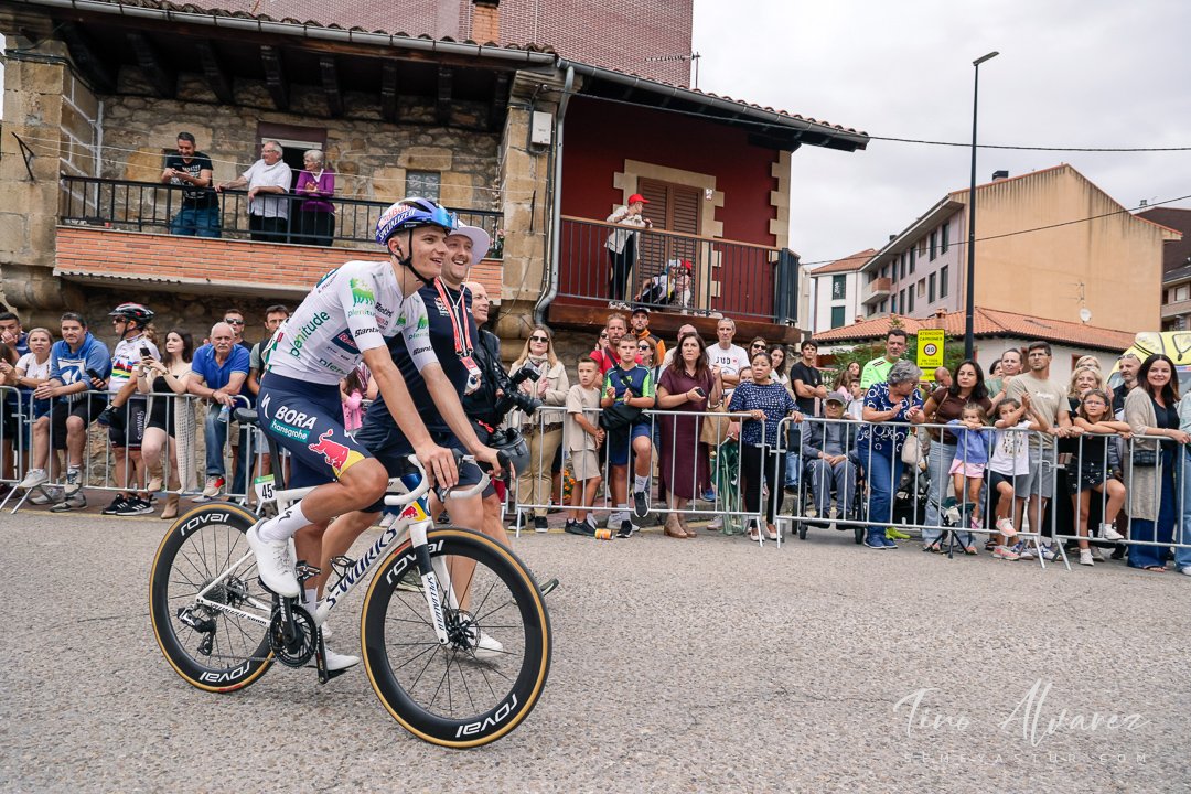 La Vuelta 2025 – Etapa 12 Laredo – Los Corrales de Buelna